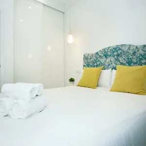 https://center-garden-pool.1costadelsol.com